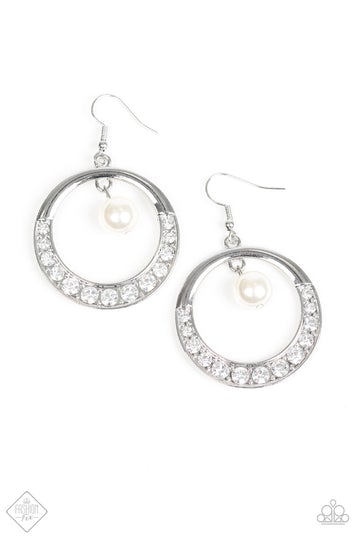 . The Icon-ista - White Pearl Earrings