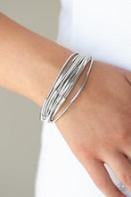 Load image into Gallery viewer, . City Stretch - Magnetic Closure Silver Bracelet
