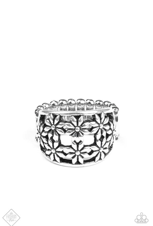 . Crazy About Daisies- Silver Ring