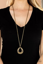 Load image into Gallery viewer, . Glitz and Grind - Brass Necklace
