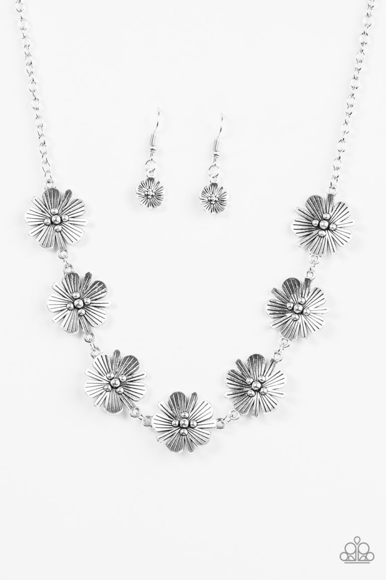 . Poppin Poppies - Silver Necklace